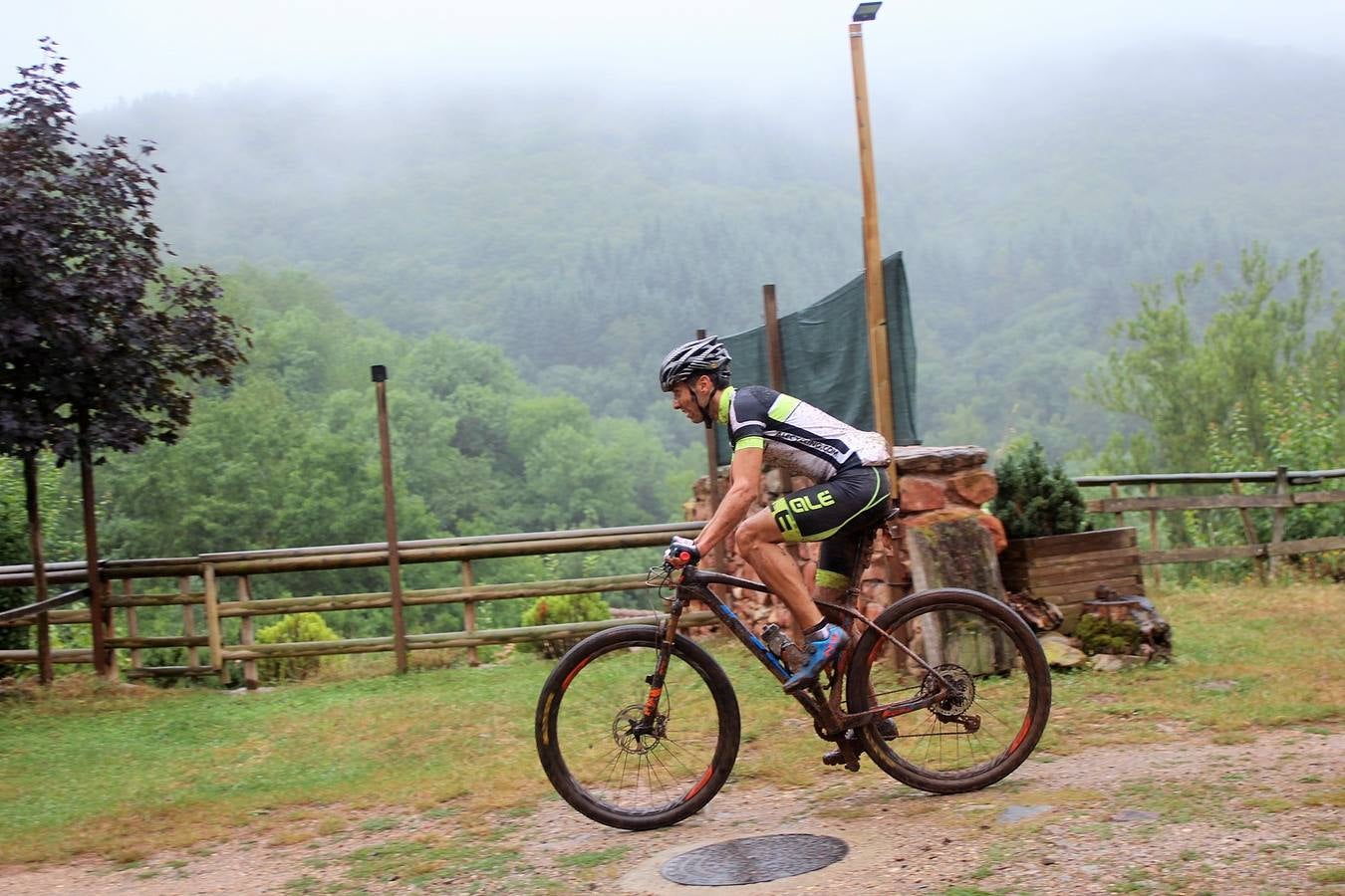 Fotos Prueba BTT Extreme de Ezcaray. El paso por Turza y Las Tres Aguas La Rioja